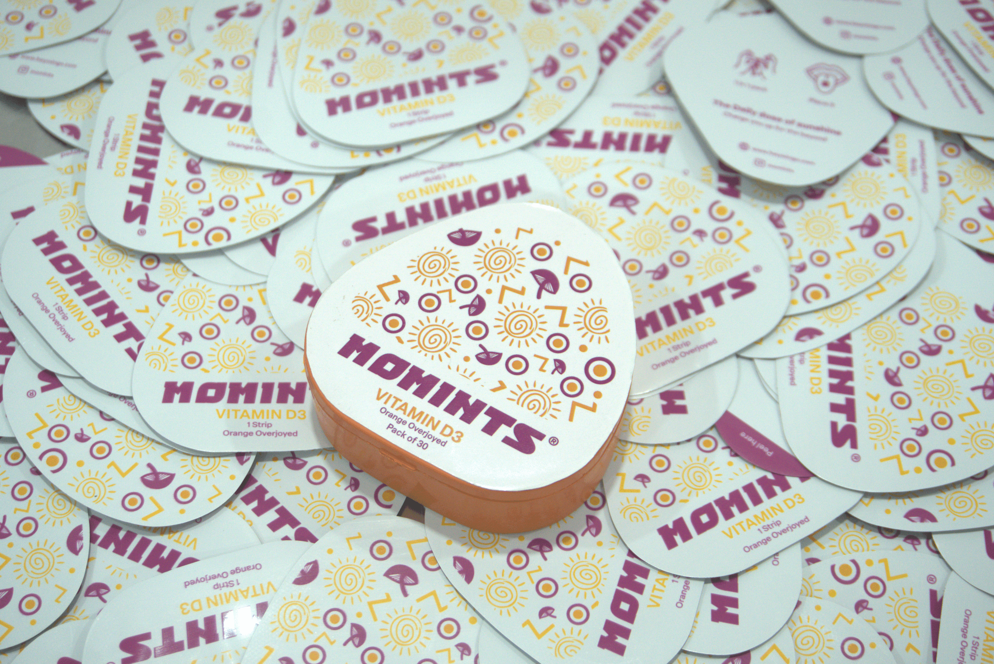 MOMINTS B-Complex Strawberry Strip